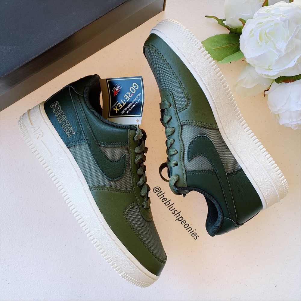 Nike Air Force 1 GTX. NWT - Picture 7 of 14